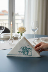 El işlemeli Turkuaz Peçete